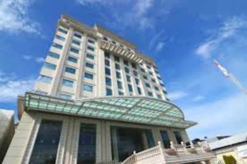 Four Points By Sheraton Медан Екстериор снимка