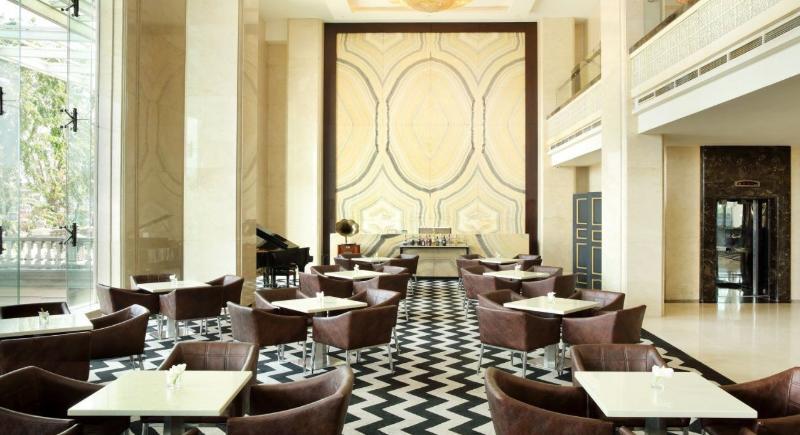 Four Points By Sheraton Медан Екстериор снимка